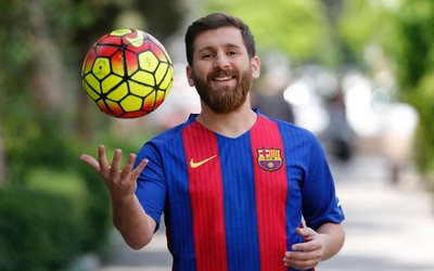 江南电竞-内马尔与裁判互相理解