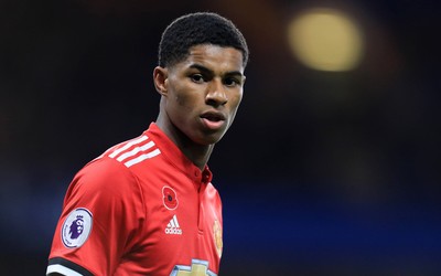 江南电竞焦点-加维休假期间冲浪夺冠